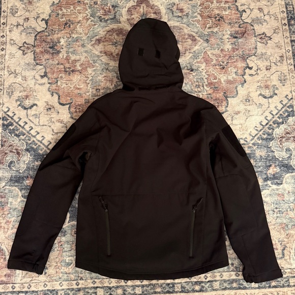 Free Soldier SHARKSKIN Men’s Warm Waterproof Softshell Tactical Hiking Jacket - Picture 2 of 4